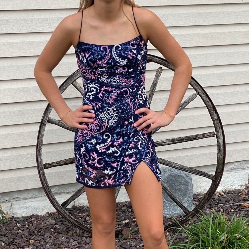 Sherri hill dress. Short homecoming dress.